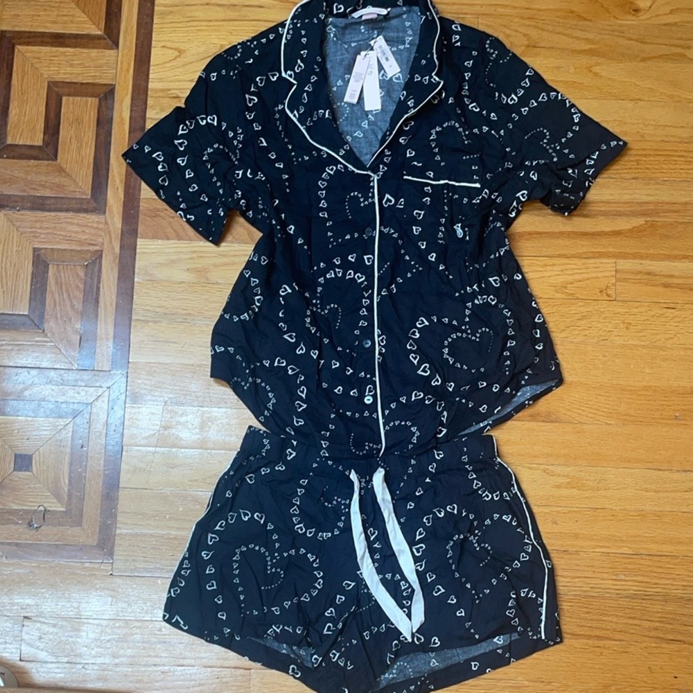 Victoria's Secret Black and White Heart Pajama Set
